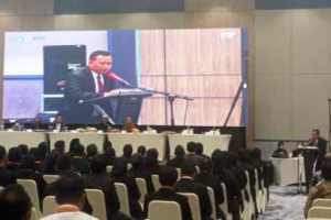 Pengukuhan 1.220 Mahasiswa PPG FKIP Uniku. 